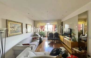 Imagem: O apartamento possui 4 Dormitórios, 4 Banheiros, 3 Vagas na