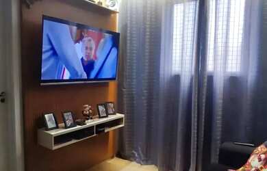 Imagem: O apartamento possui 3 Dormitórios, 1 Banheiro, 1 Vaga na garagem