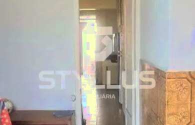 Imagem: A casa possui 5 Dormitórios, 4 Banheiros, 4 Vagas na garagem