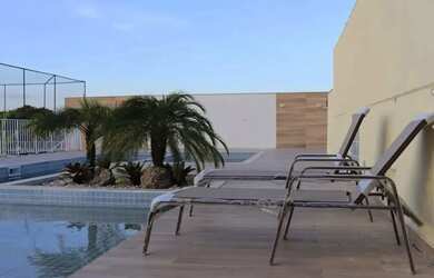 Imagem: O apartamento possui 2 Dormitórios, 1 Banheiro, 1 Vaga na garagem