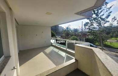 Imagem: O apartamento possui 3 Dormitórios, 3 Banheiros, 2 Vagas na