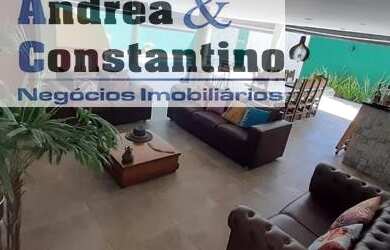 Imagem: A casa em condomínio possui 4 Dormitórios, 5 Banheiros, 2