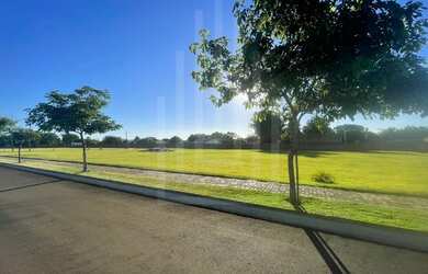 Imagem: O terreno possui 660m² de Área e está localizado em Cognópolis