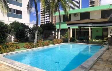 Imagem: A casa possui 4 Dormitórios, 5 Banheiros, 3 Vagas na garagem