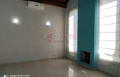 Imagem: A casa em condomínio possui 5 Dormitórios, 5 Banheiros, 3