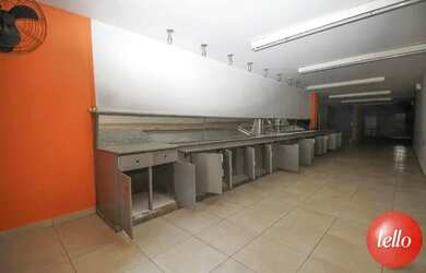 Imagem: O depósito possui 334m² de Área e está localizado em Centro