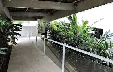 Imagem: A casa em condomínio possui 5 Dormitórios, 5 Banheiros, 5