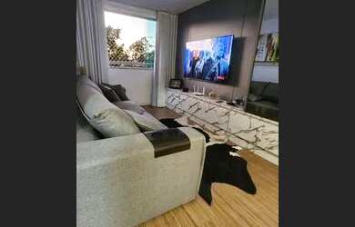 Imagem: O apartamento possui 3 Dormitórios, 2 Banheiros, 2 Vagas na