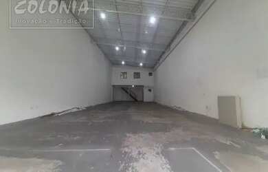 Imagem: O depósito possui 250m² de Área e está localizado em Casa