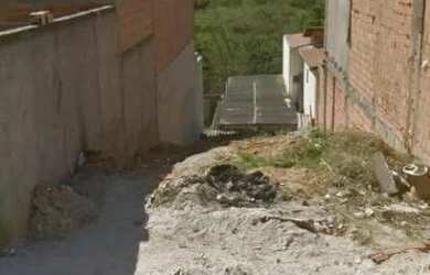 Imagem: O terreno possui 125m² de Área e Imóvel novo e está localizado