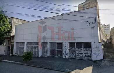 Imagem: O depósito possui 5 Vagas na garagem, 774m² de Área e está