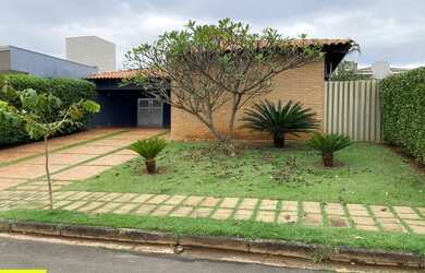 Imagem: A casa em condomínio possui 3 Dormitórios, 5 Banheiros, 5