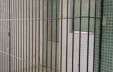 Imagem: A casa possui 2 Dormitórios, 1 Banheiro, 1 Vaga na garagem