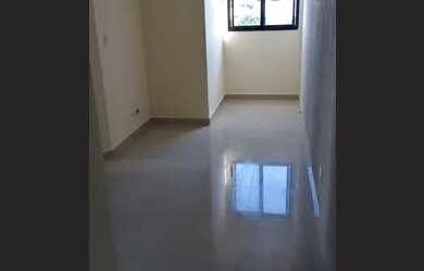 Imagem: O apartamento possui 3 Dormitórios, 1 Banheiro, 1 Vaga na garagem