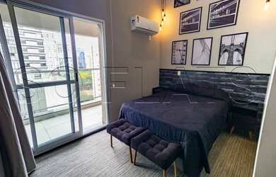 Imagem: O studio possui 1 Dormitório, 1 Banheiro, 1 Vaga na garagem