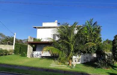 Imagem: A casa em condomínio à venda possui 4 Dormitórios, 5 Banheiros