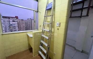 Imagem: O apartamento possui 2 Dormitórios, 2 Banheiros, 74m² de Área