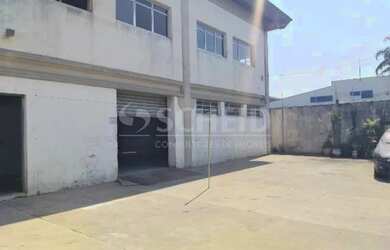 Imagem: O depósito possui 3.800m² de Área e está localizado em