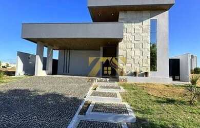 Imagem: A casa em condomínio possui 3 Dormitórios, 5 Banheiros, 203m²