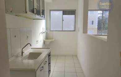 Imagem 5: Apartamento repleto de armários