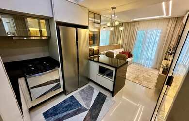 Imagem: O apartamento possui 1 Dormitório, 2 Banheiros, 1 Vaga na garagem