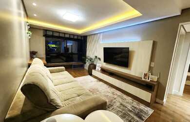 Imagem: O apartamento possui 3 Dormitórios, 1 Banheiro, 1 Vaga na garagem