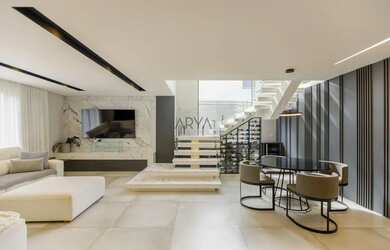 Imagem: A casa em condomínio possui 4 Dormitórios, 5 Banheiros, 4