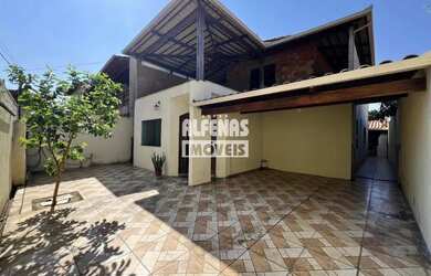 Imagem 2: CASA Á VENDA, 3 QUARTOS, 3 VAGAS E VARANDA GOURMET, NO BAIRRO COLONIAL...