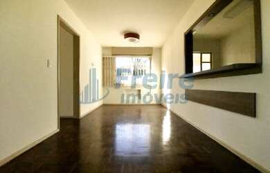 Imagem 3: Apartamento no bairro Menino Deus, 2 dorm. e 1 garagem