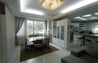 Imagem: Casa de 3 dormitórios no bairro Kayser