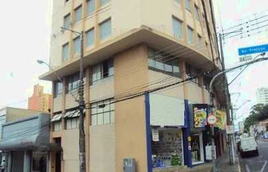 Imagem: O apartamento possui 3 Dormitórios, 1 Banheiro, 103m² de Área