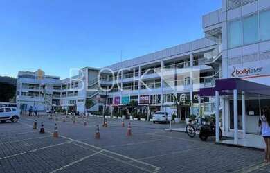 Imagem: O depósito possui 1 Vaga na garagem, 23m² de Área e está