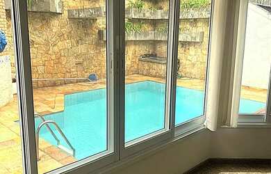 Imagem 9: Alphaville 4 para aluguel possui 300 metros quadrados com 4 quartos