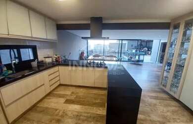 Imagem 5: Casa no Residencial 10 com 3 suítes e 6 banheiros, 490m²