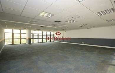 Imagem: O depósito possui 750m² de Área e está localizado em Funcionários