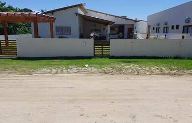 Imagem: Térrea para venda tem 200 metros quadrados com 2 quartos em