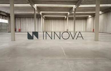 Imagem: O depósito possui 2.599m² de Área, Imóvel novo e está