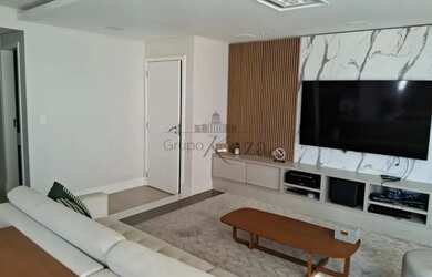 Imagem: O apartamento na cobertura possui 4 Dormitórios, 5 Banheiros