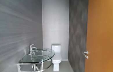 Imagem 7: Sobrado de Alto Padrão para Locação no bairro Butiatuvinha, Green Village...