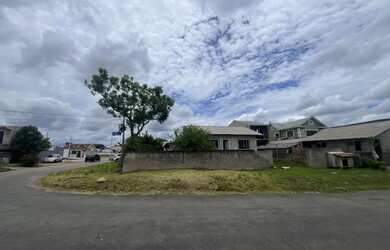 Imagem: A casa possui 2 Dormitórios, 1 Banheiro, 289m² de Área e