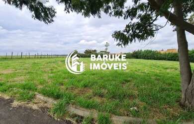 Imagem: O terreno à venda possui e está localizado em Terras de Itaici