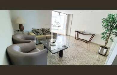 Imagem: O apartamento possui 4 Dormitórios, 3 Banheiros, 3 Vagas na