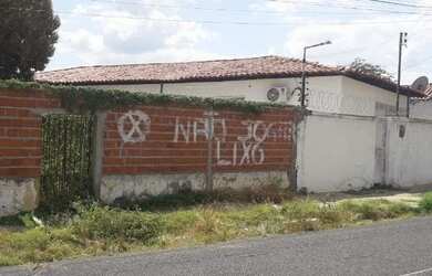 Imagem: O terreno possui 310m² de Área e está localizado em Centro