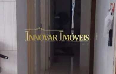 Imagem: A casa possui 4 Dormitórios, 3 Banheiros, 3 Vagas na garagem