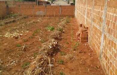 Imagem: O terreno possui 252m² de Área e está localizado em Colina