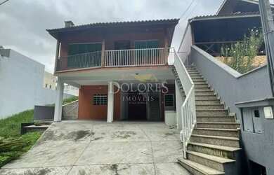 Imagem: A casa em condomínio possui 3 Dormitórios, 3 Banheiros, 280m²