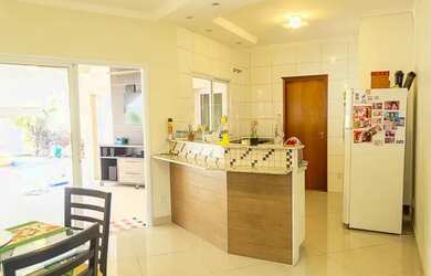 Imagem 7: CASA SWISS PARK. Piscina, Churrasqueira, Guarda roupae259m² de Área