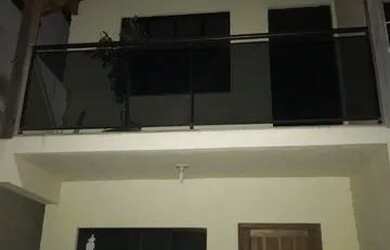 Imagem: A casa possui 2 Dormitórios, 2 Banheiros, 1 Vaga na garagem