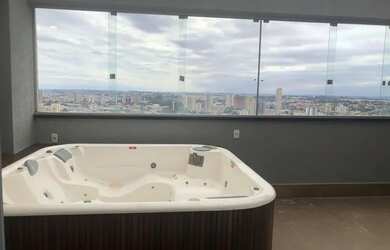 Imagem: O apartamento possui 3 Dormitórios, 2 Banheiros, 2 Vagas na