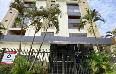 Imagem: O apartamento possui 4 Dormitórios, 5 Banheiros, 2 Vagas na